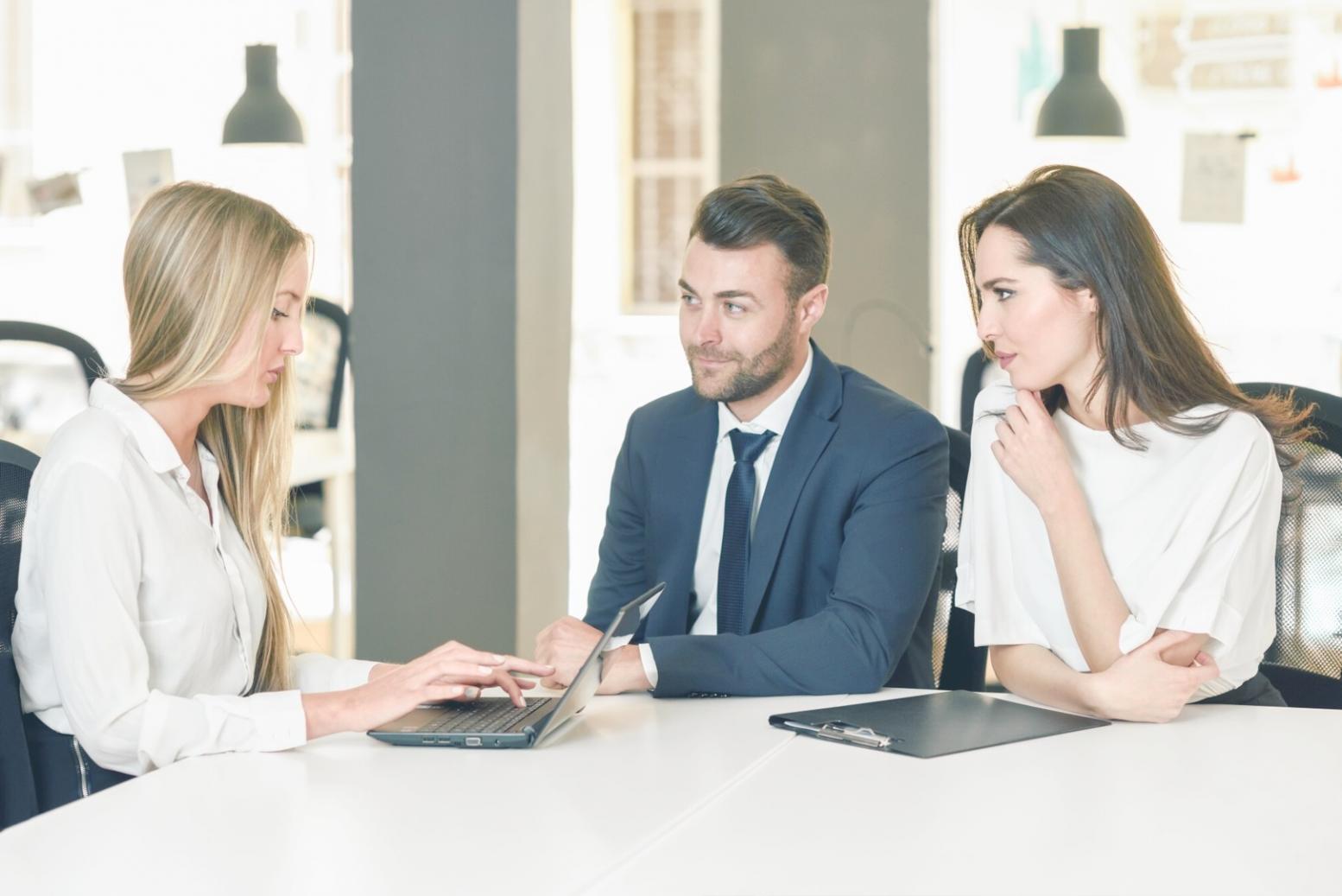 Digitale Finanztools und Analyse